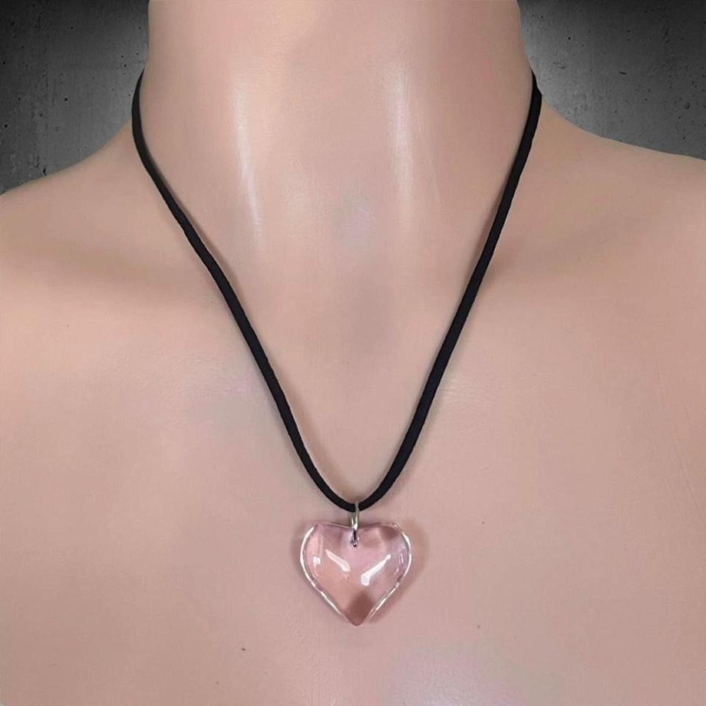 Pink glass heart pendant necklace